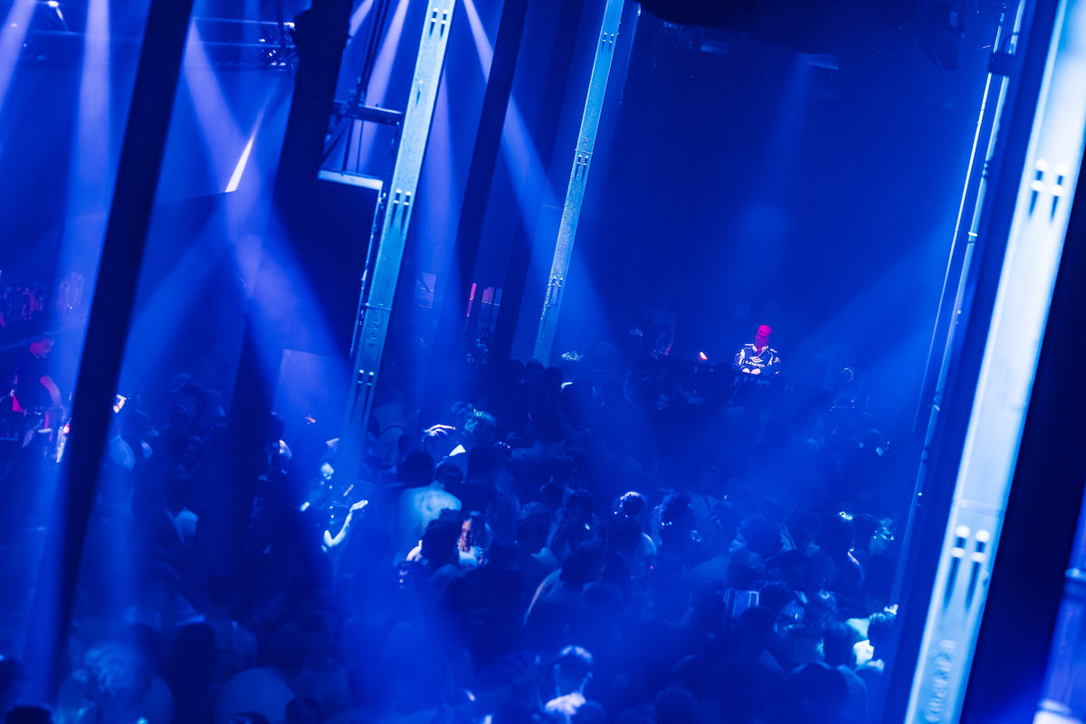 Loading... just a sec